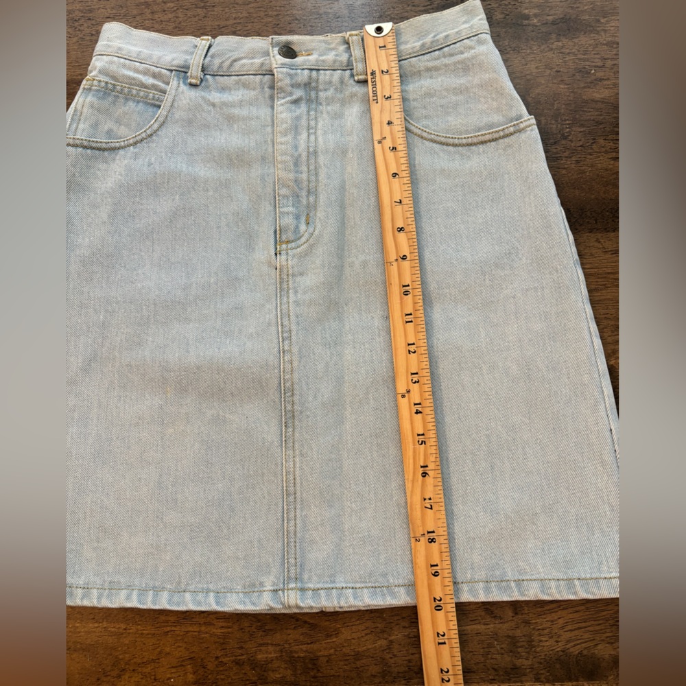 Vintage Guess Denim Skirt size 31 - Picture 4 of 6